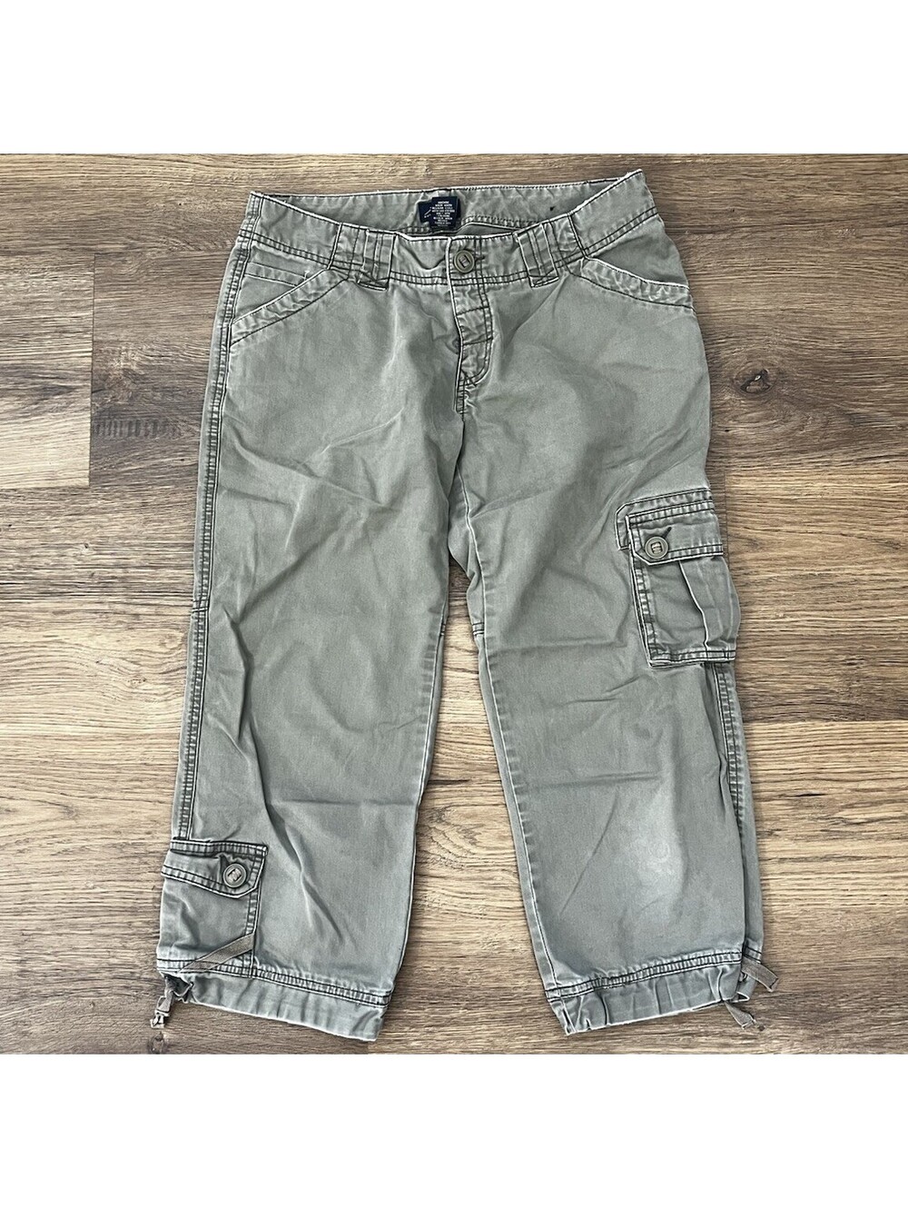 Vintage Bailey's Point Cargo Capri Pants Size 9 Olive Green Y2K Utility Cropped
